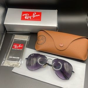 Ray Ban Aviator sunglasses black small frame